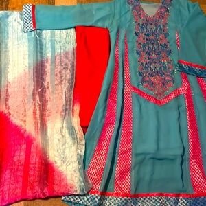 4 Panel flared long kameez with churidaar and crushed silk shaded dupatta
